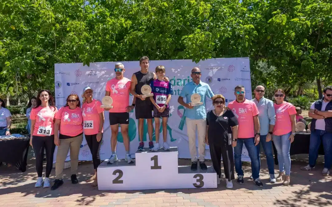 Más de 1.000 personas se suman en Torrevieja al “5K Pasos que Cuentan” por la lucha contra el cáncer