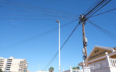 Torrevieja aprueba una nueva ordenanza para regular las instalaciones de telecomunicaciones en la ciudad